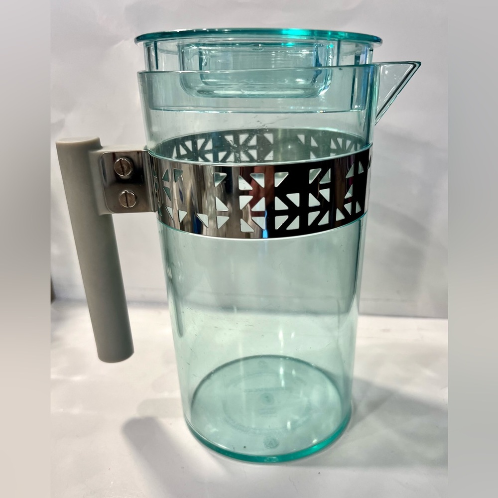 2013 Starbucks 32 oz Acrylic Tea Coffee Pitcher Clear Green Tint